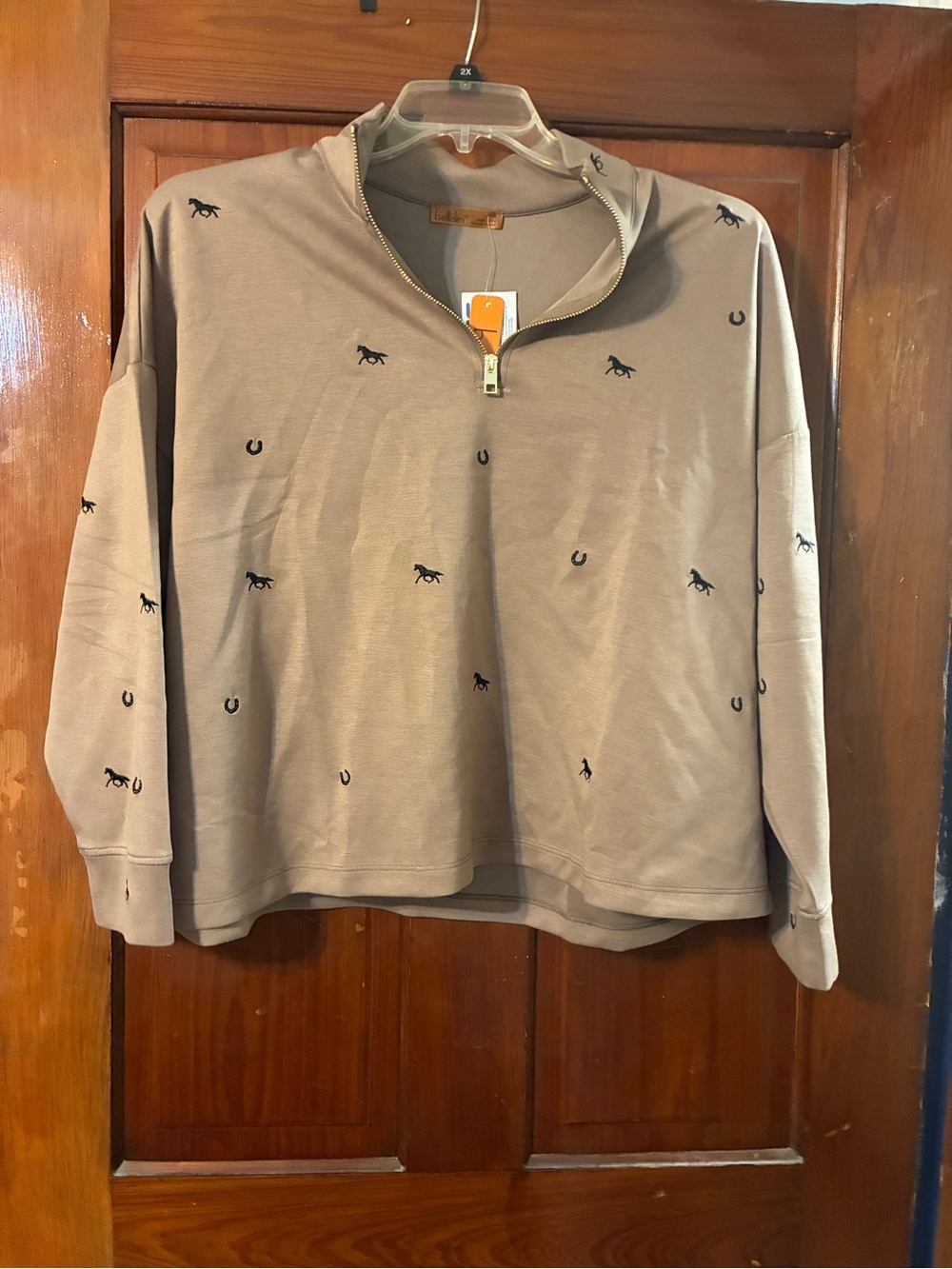 Women's Quarter-Zip Pullover Sweater in Taupe with Embroidered horse Motifs